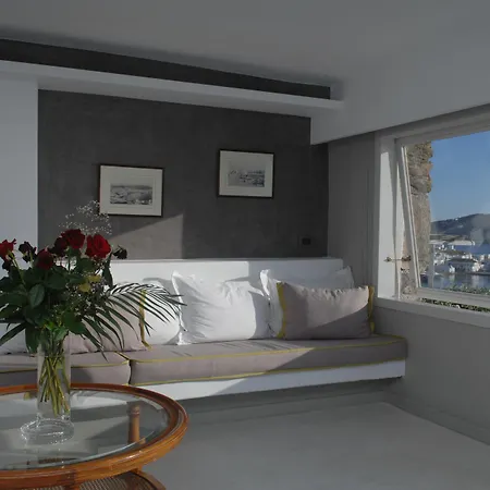 ميكونوس فيو Mykonos Town